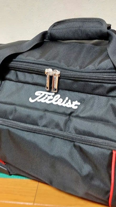 あ*0様 タイトリスト(Titleist) ホイール付きダッフルバッグ/BLAC
