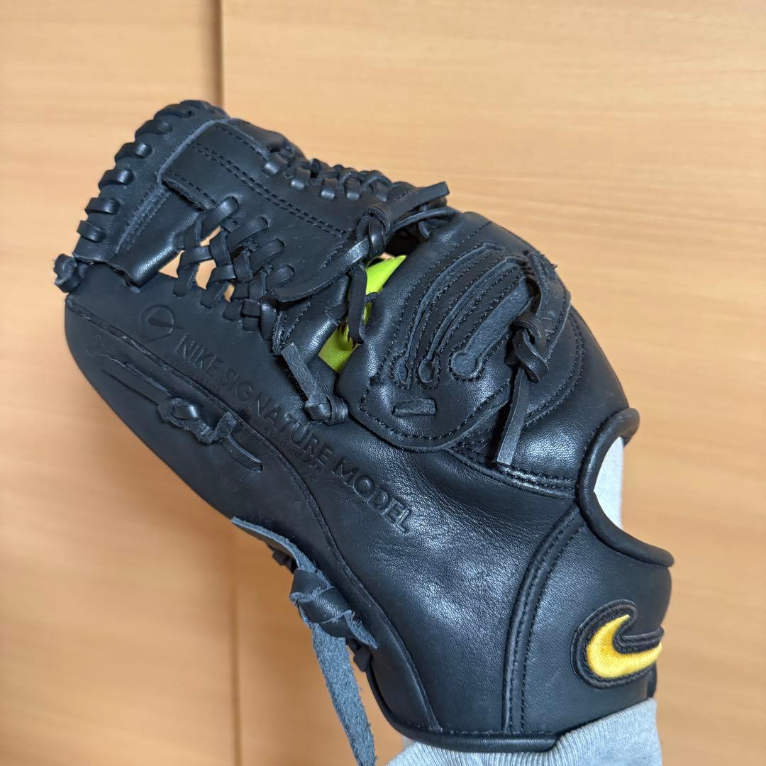 ナイキ シグネチャーモデル 松坂大輔 モデル 軟式 左投げ グローブ