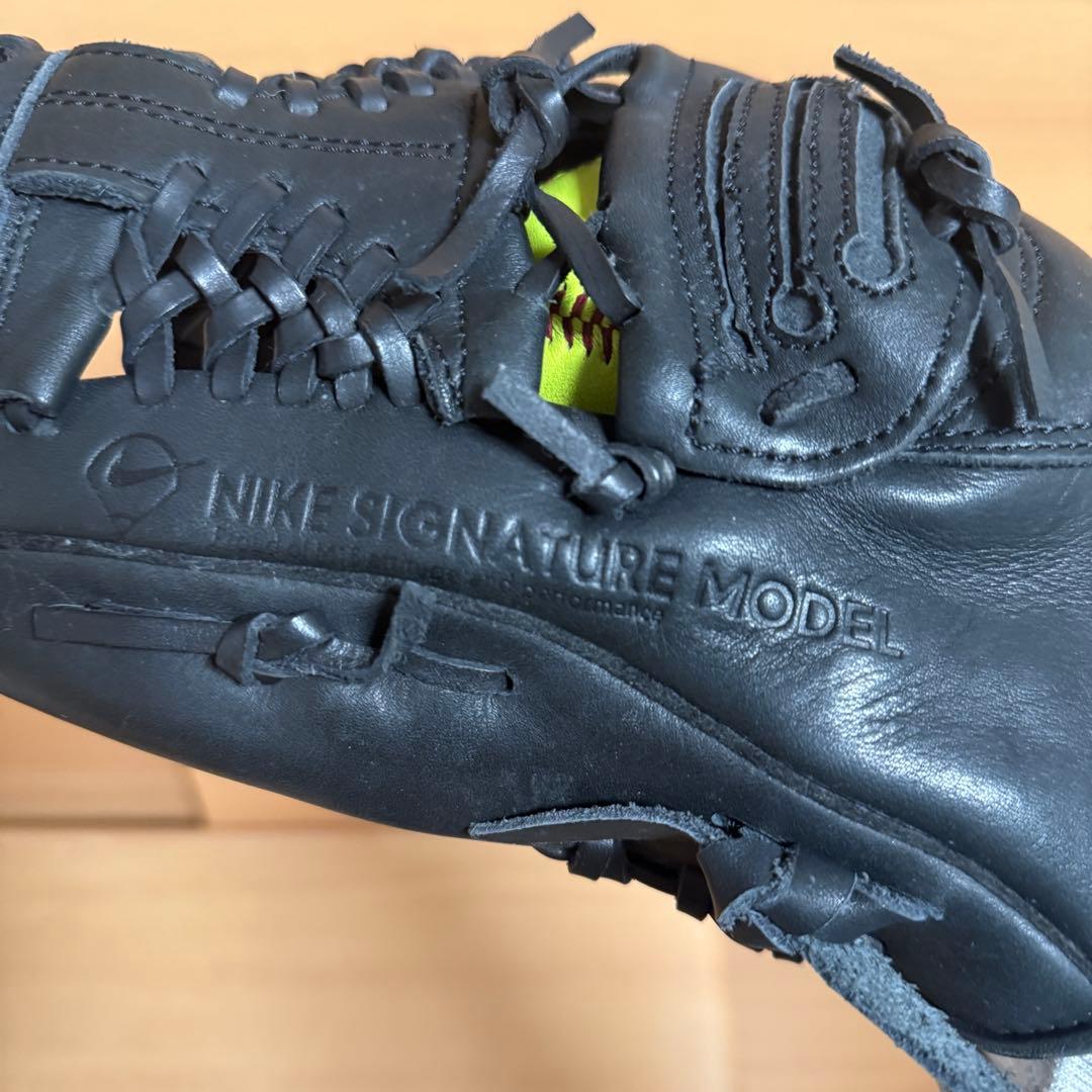 ナイキ シグネチャーモデル 松坂大輔 モデル 軟式 左投げ グローブ