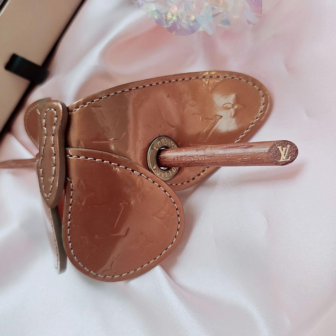 LOUIS VUITTON バタフライ モノグラム　ゴールド金具 バレッタ