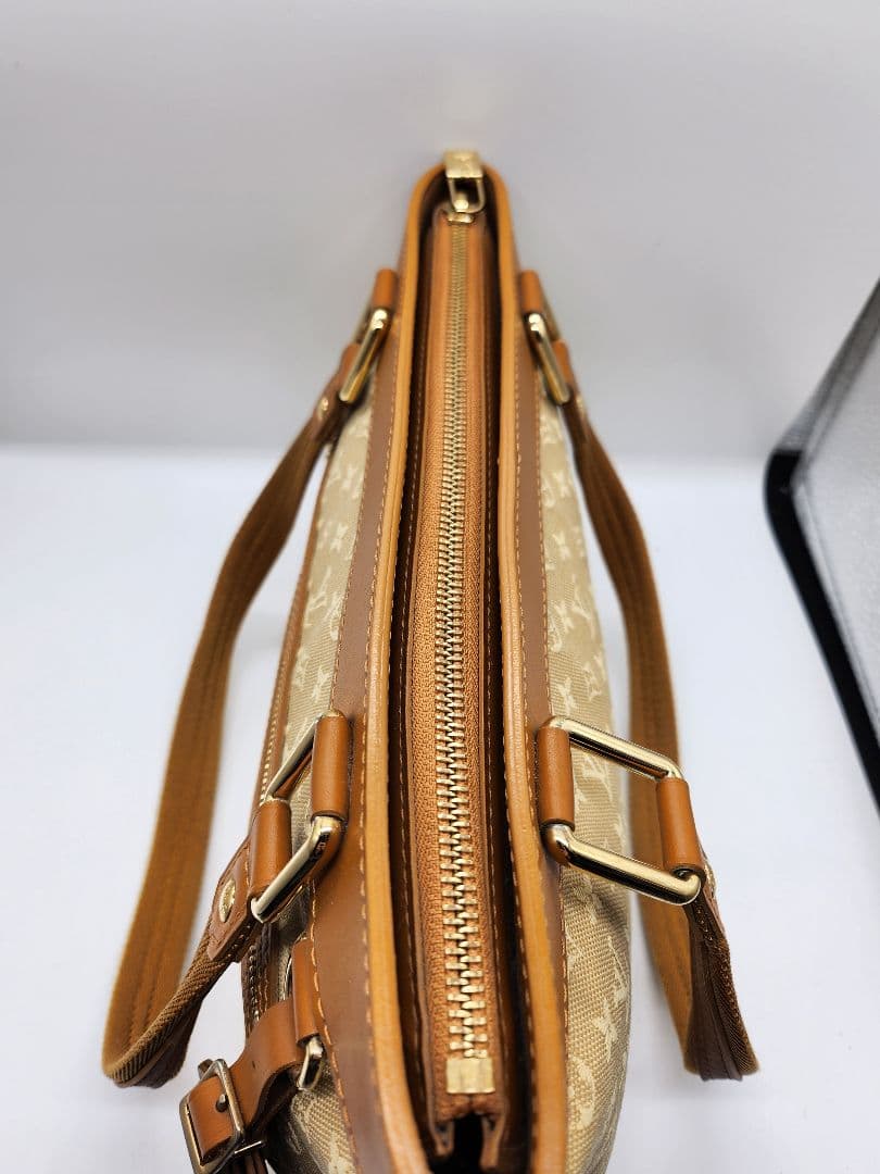 ルイ・ヴィトン モノグラムミニ ルシーユPM M92684 ハンドバッグ