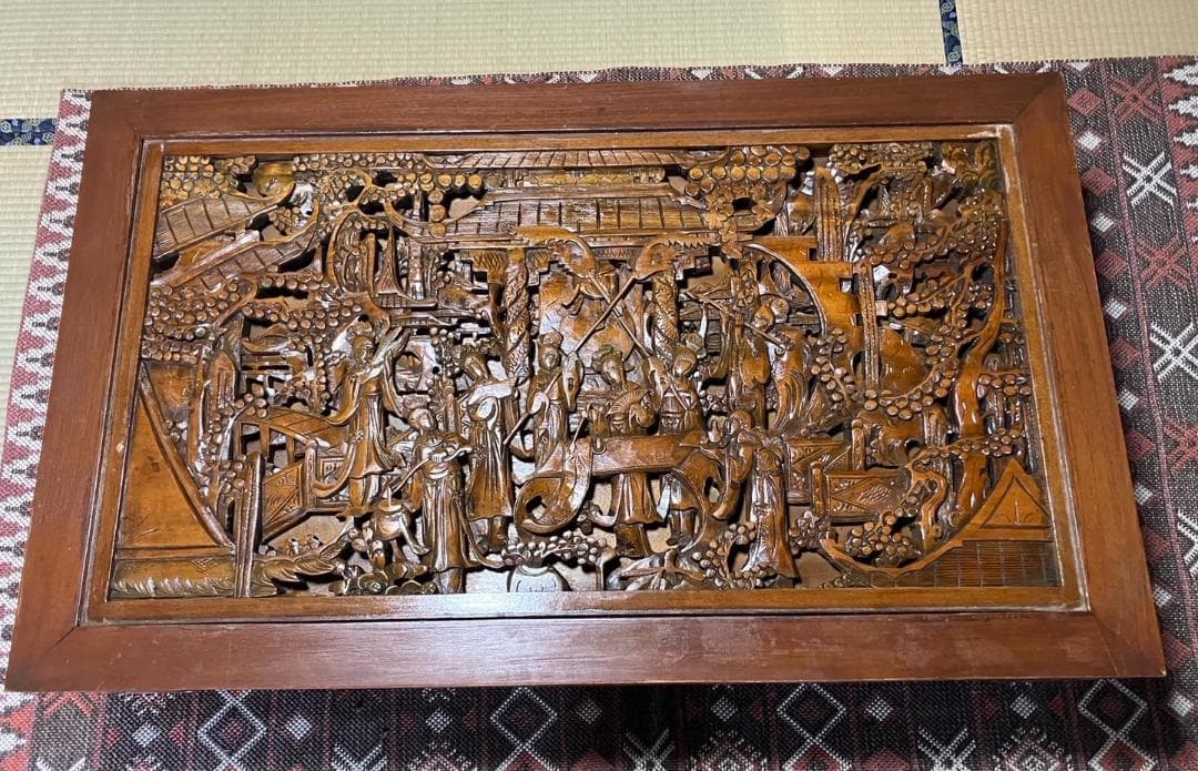 美品⭐︎希少な木製彫刻テーブル　年代物　アジア　オリエンタル　ガラス　レトロ