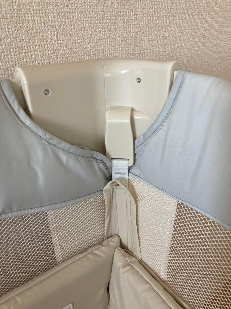 【あり⭐︎さん専用】アップリカ ココネルエアー　ホワイトグレー　ベビーベッド