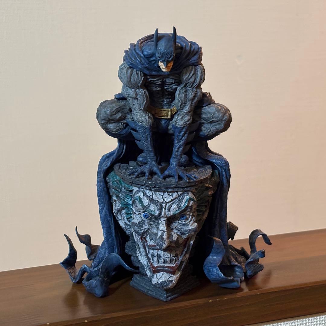 バットマン スタチュー 完成品