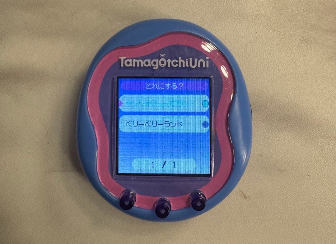 Tamagotchi Uni 青とピンク サンリオたまバースチケット込
