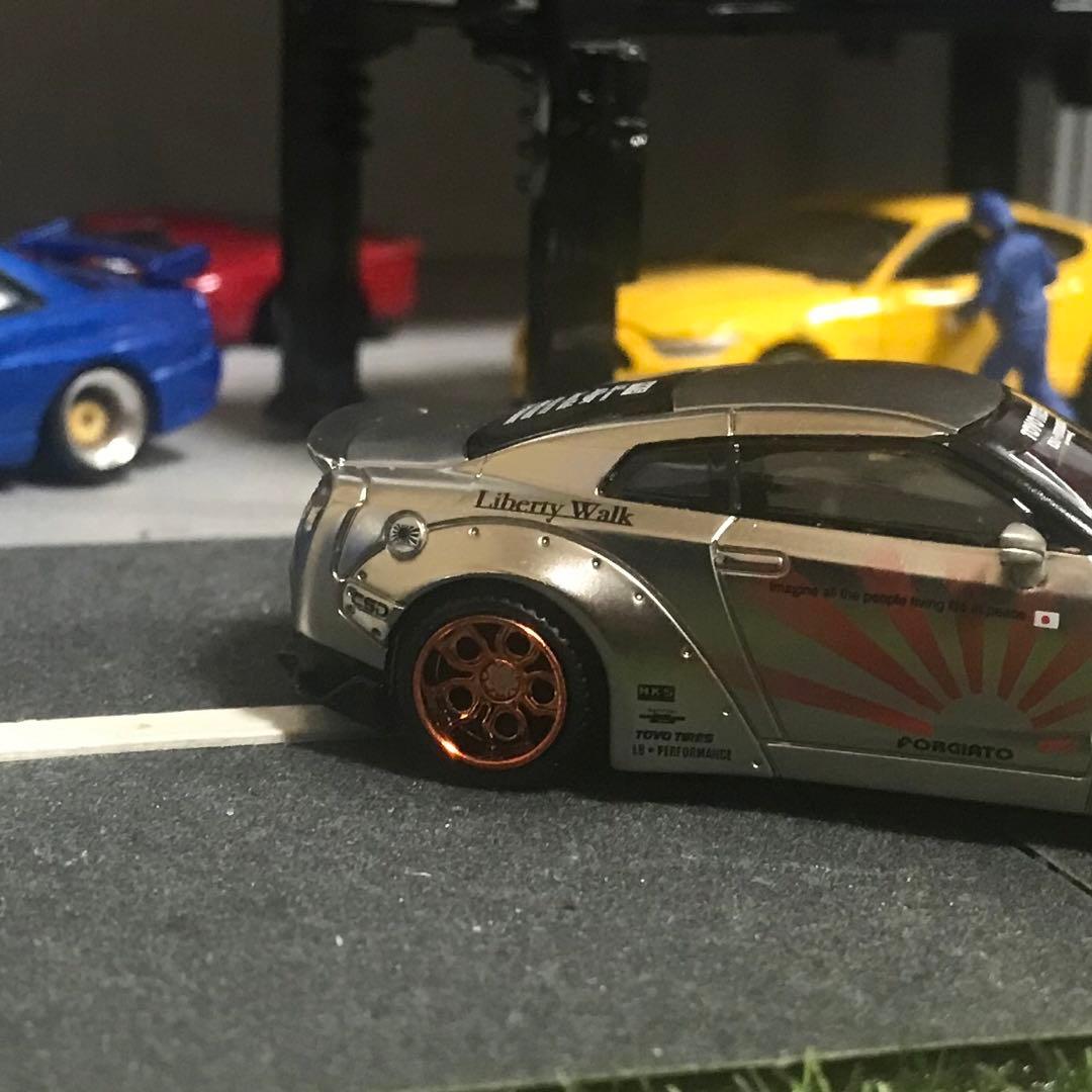 リバティーウォーク ミニカー LB GTR サテンシルバー ブロンズカスタム