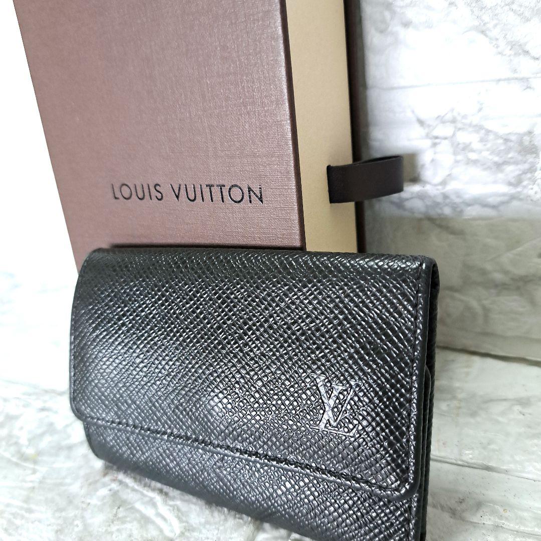 ✨️極美品✨️ルイヴィトン　エピ　6連キーケース　　黒　専用箱付き