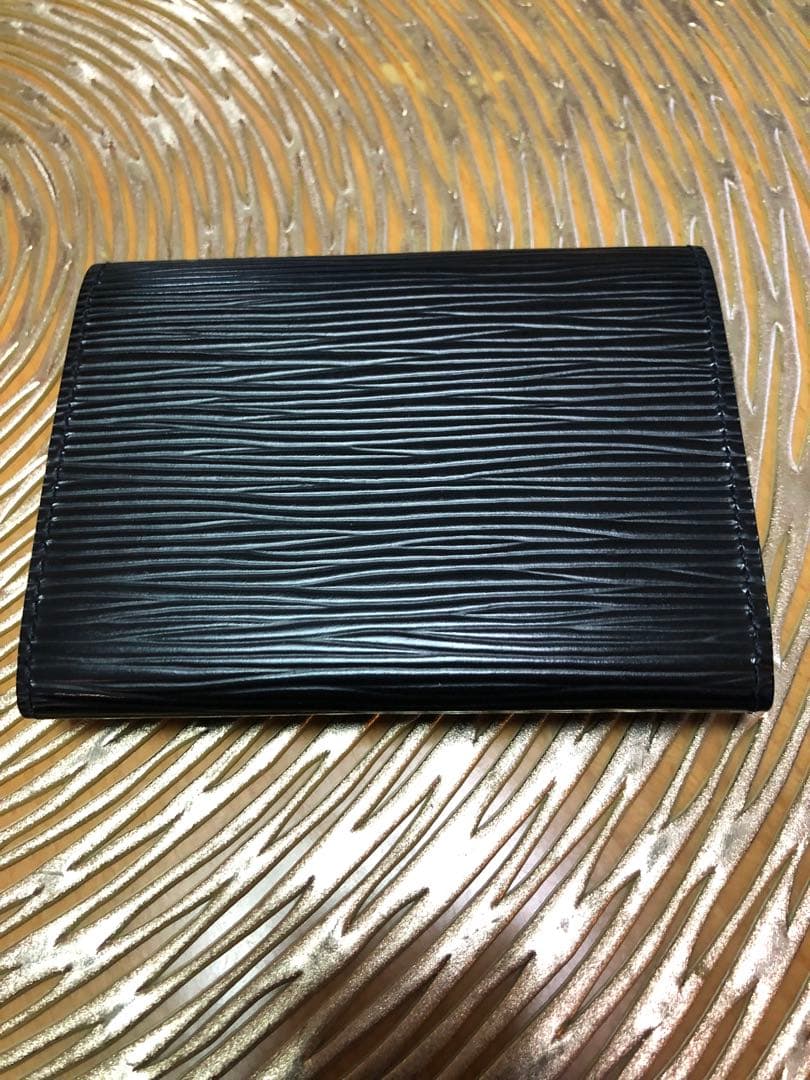 LOUIS VUITTON ルイヴィトン カードケース エピ ブラック 名刺入れ