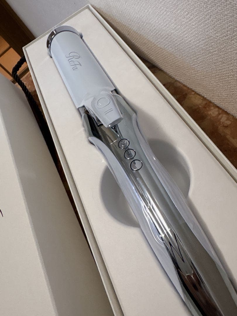 新品未開封　リファ　カールアイロン　プロ　38mm