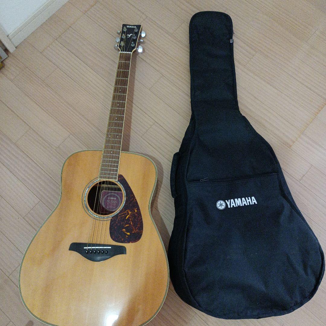 ヤマハFG-730S アコースティックギター　ソフトケース付き