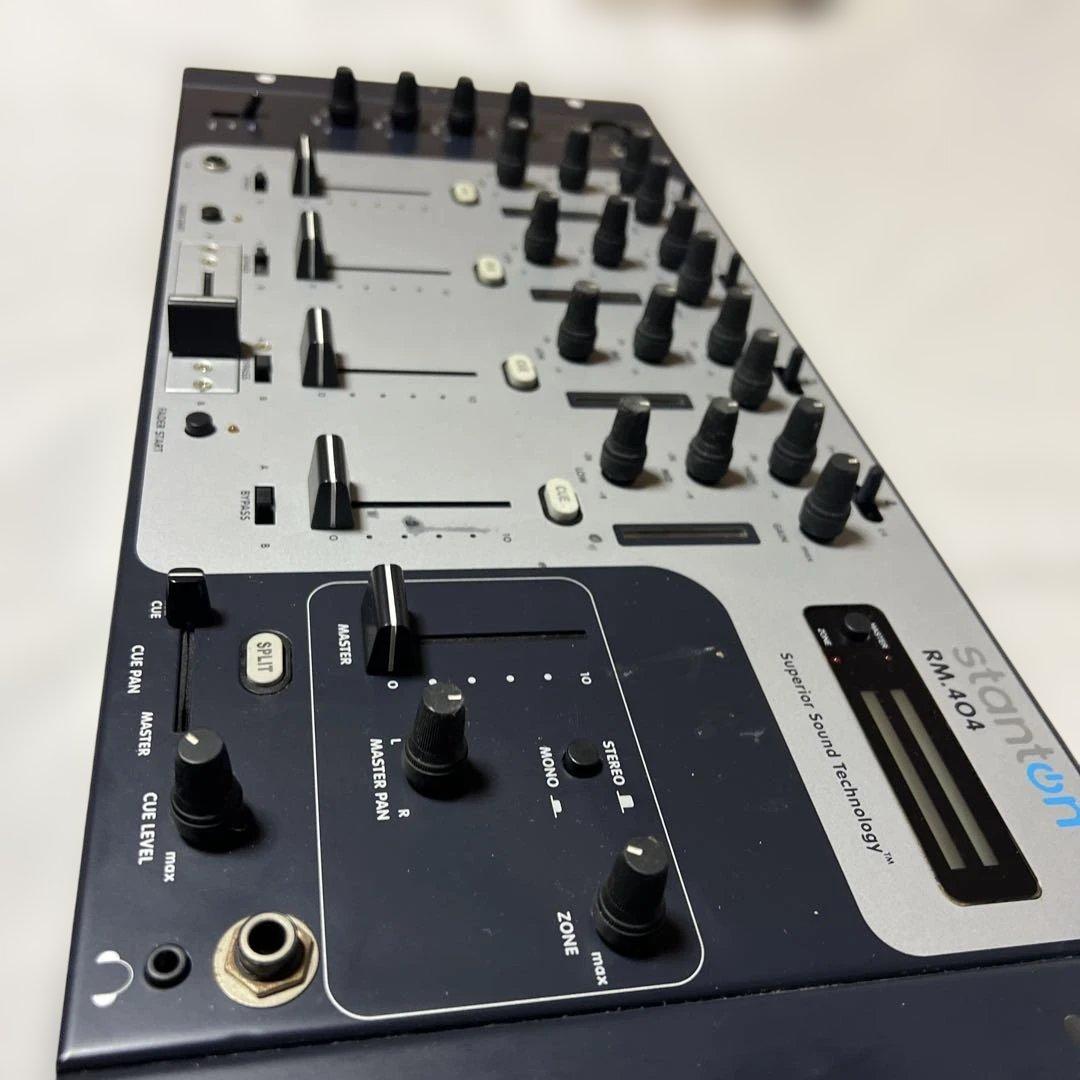 Stanton RM.404 DJミキサー