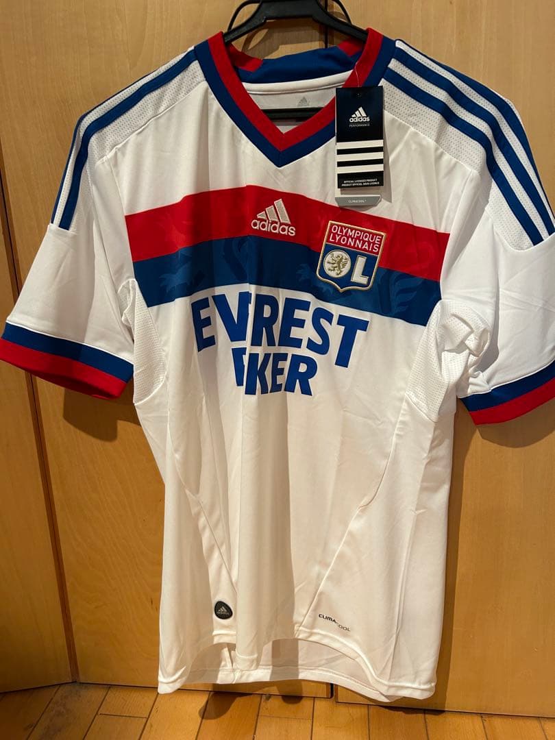アディダスOlympique Lyonnais サッカーシャツ M