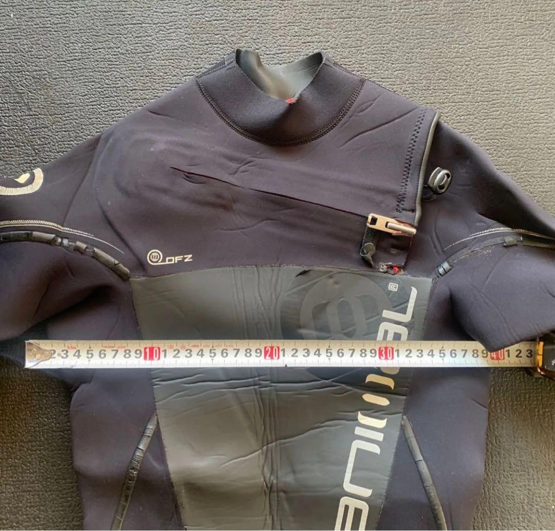 Animalウェットスーツ　サイズM 2mm