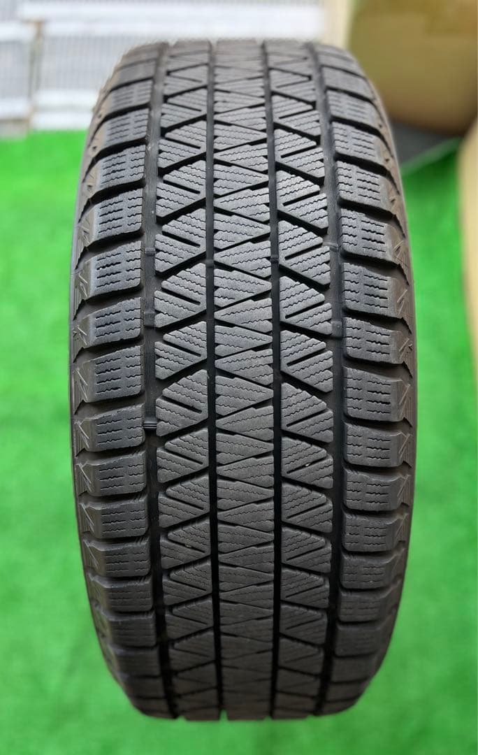 ボルボ XC40 MAKホイール＋235/55R18 BS冬タイヤ付4本セット