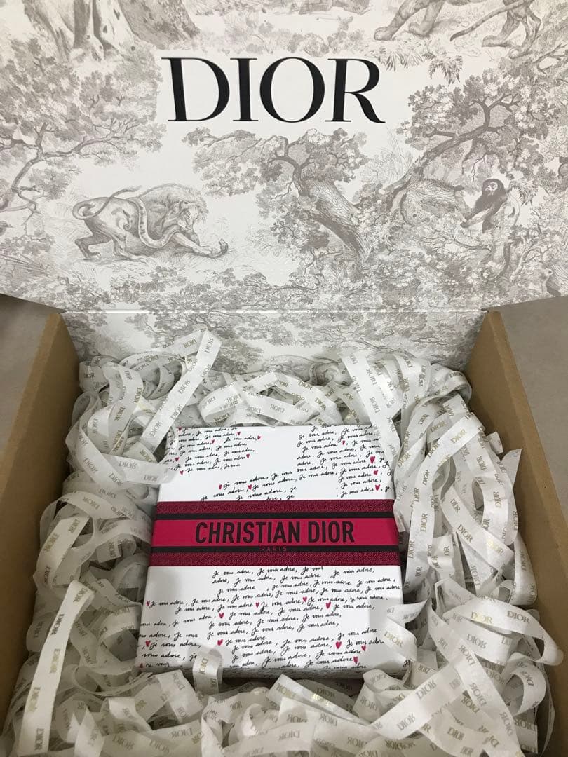 Dior Christian Dior ギフトボックス2026年バレンタインデー