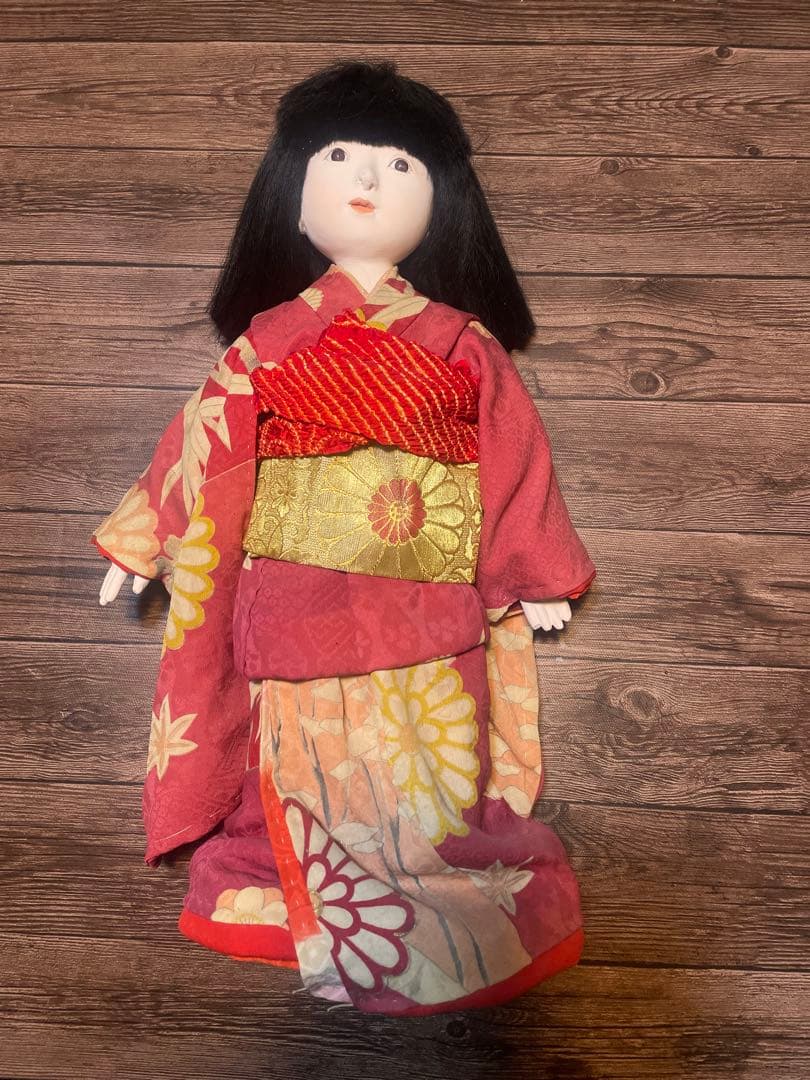 レアンティーク伝統的な可愛い女の子　日本人形 赤紫着物