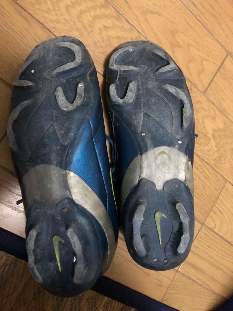 サッカースパイク マーキュリアル ナイキ