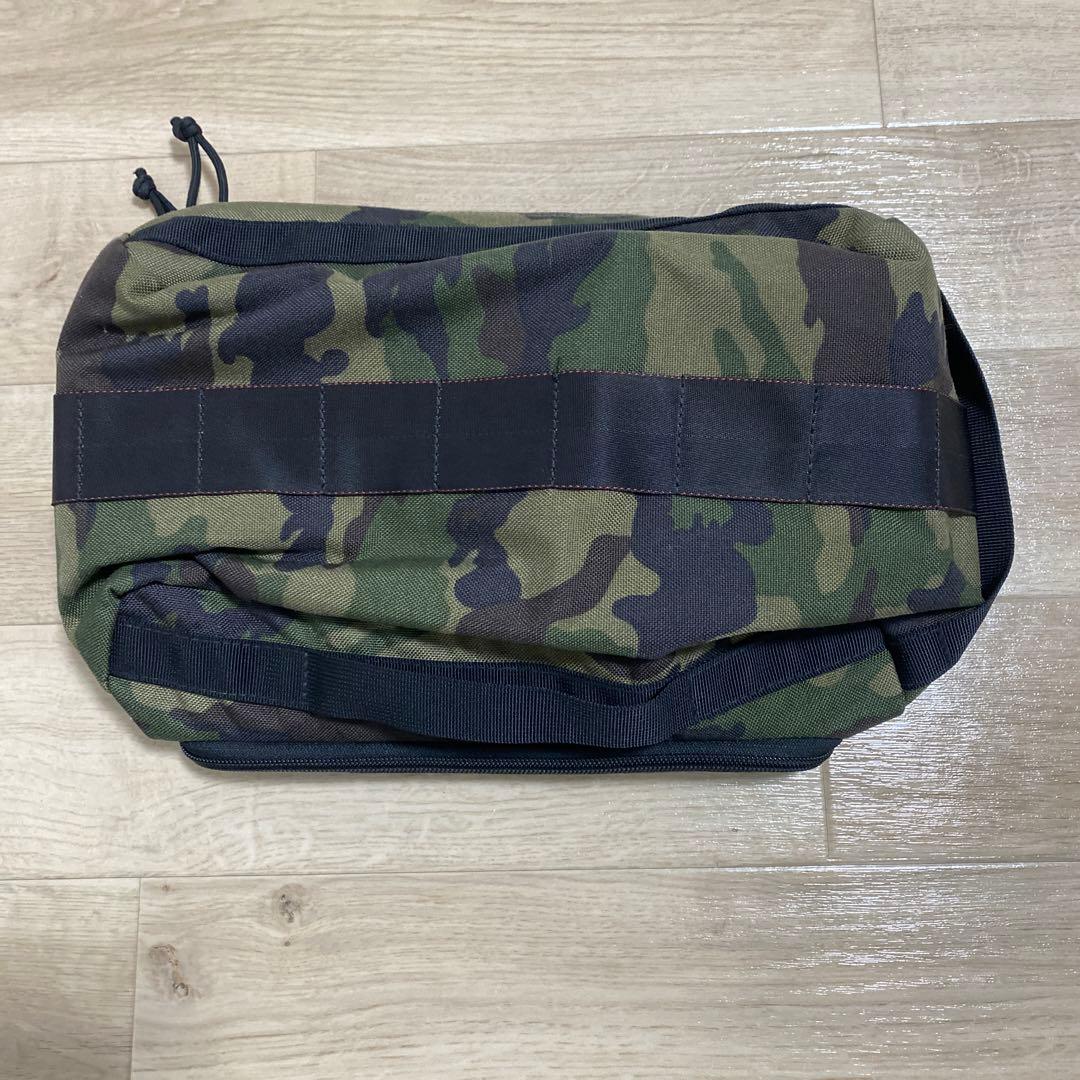 ブリーフィング　シューズケース