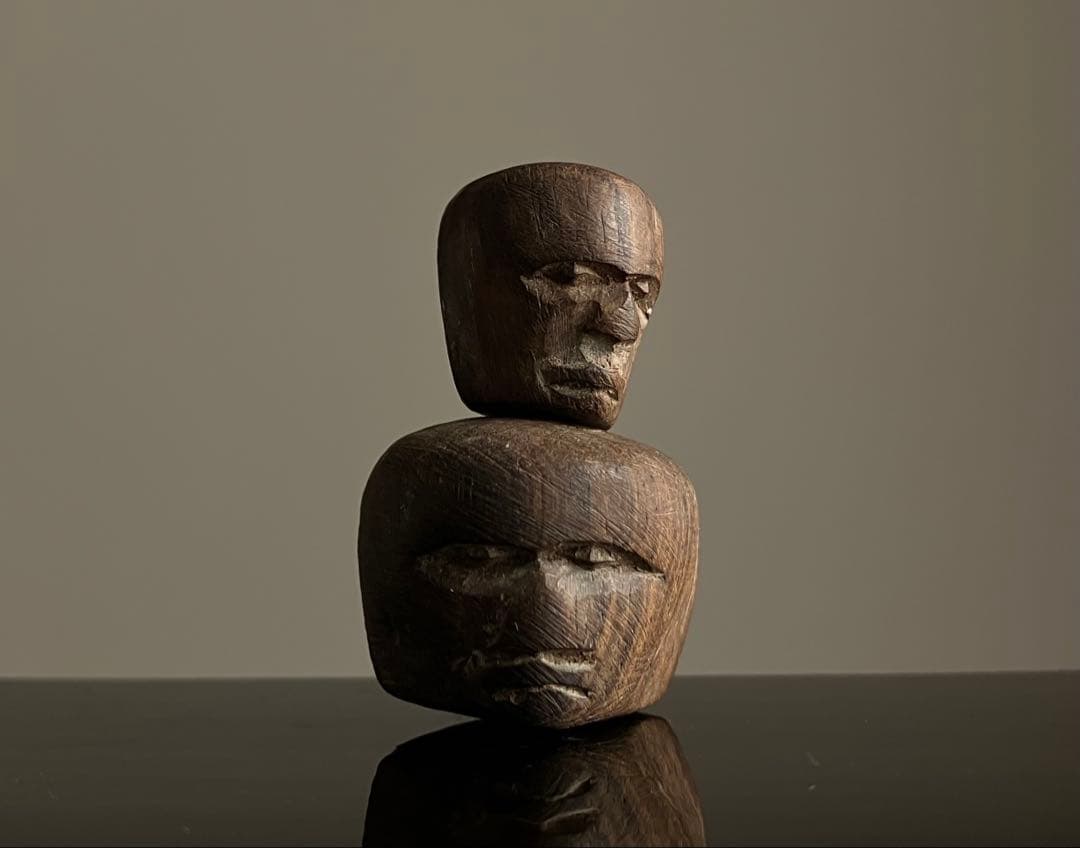 【小さい木彫古顔２つ 約2㎝ 根付け ボタン】骨董ファッションデザイン民族古着