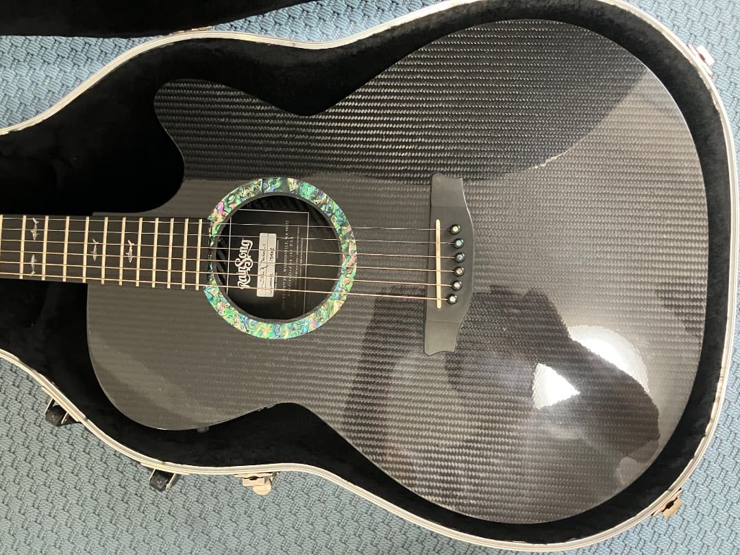 T*r様 RainSong WS1000N2 カーボンファイバー 　 ハードケー