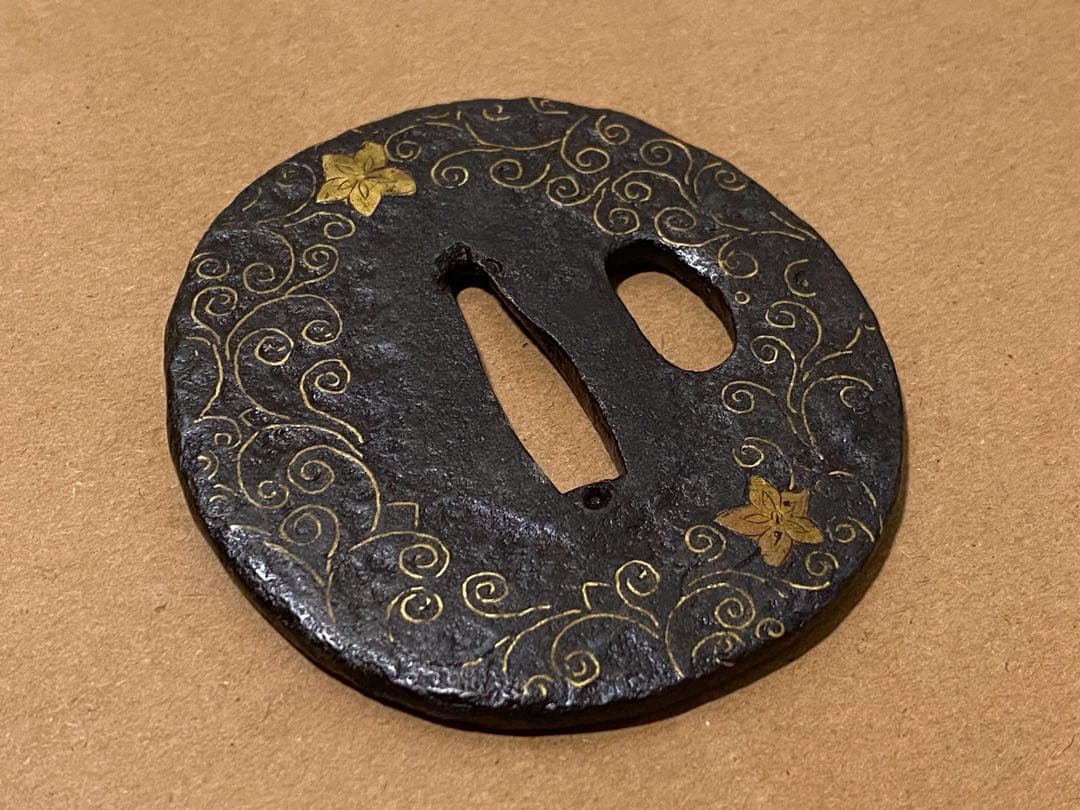 刀装具　鉄鍔　鐔　① 武具　刀