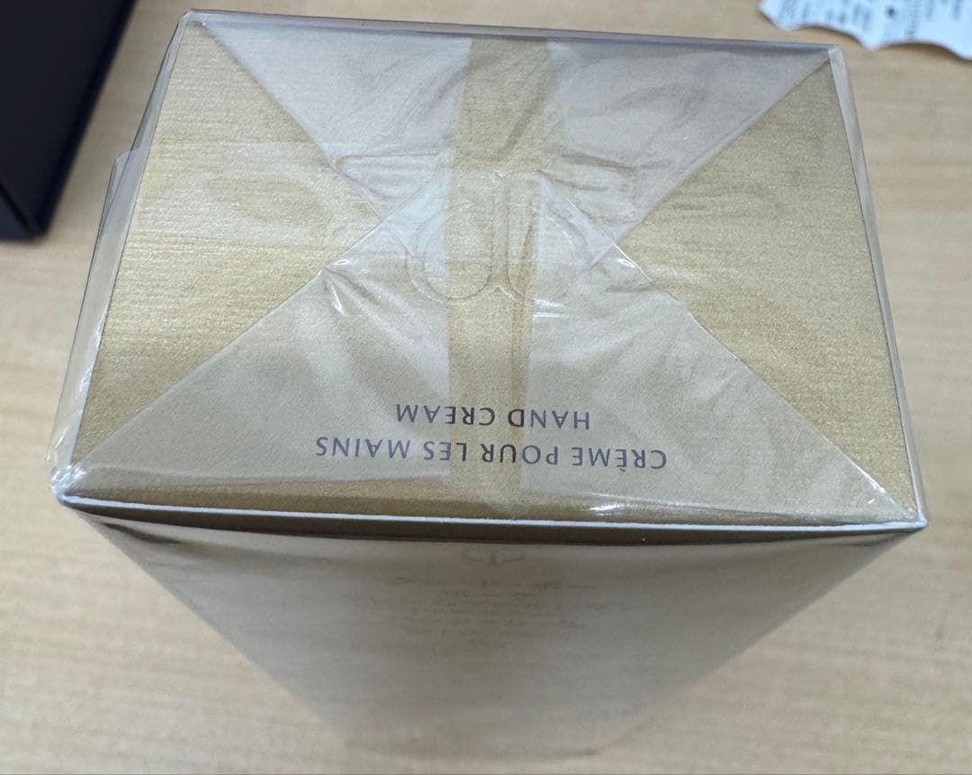 clé de peau ハンドクリーム SPF18 75g