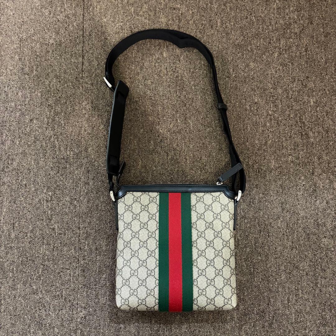 Gucci GGキャンバス ショルダーバッグ