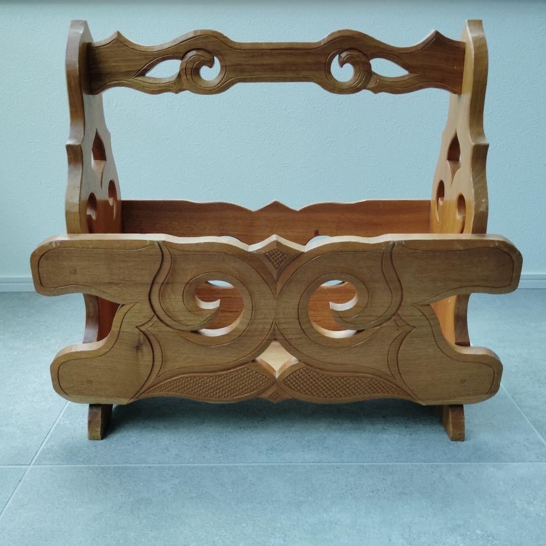 アイヌ紋様　木彫　マガジンラック　木製小物入れ　伝統工芸　民藝