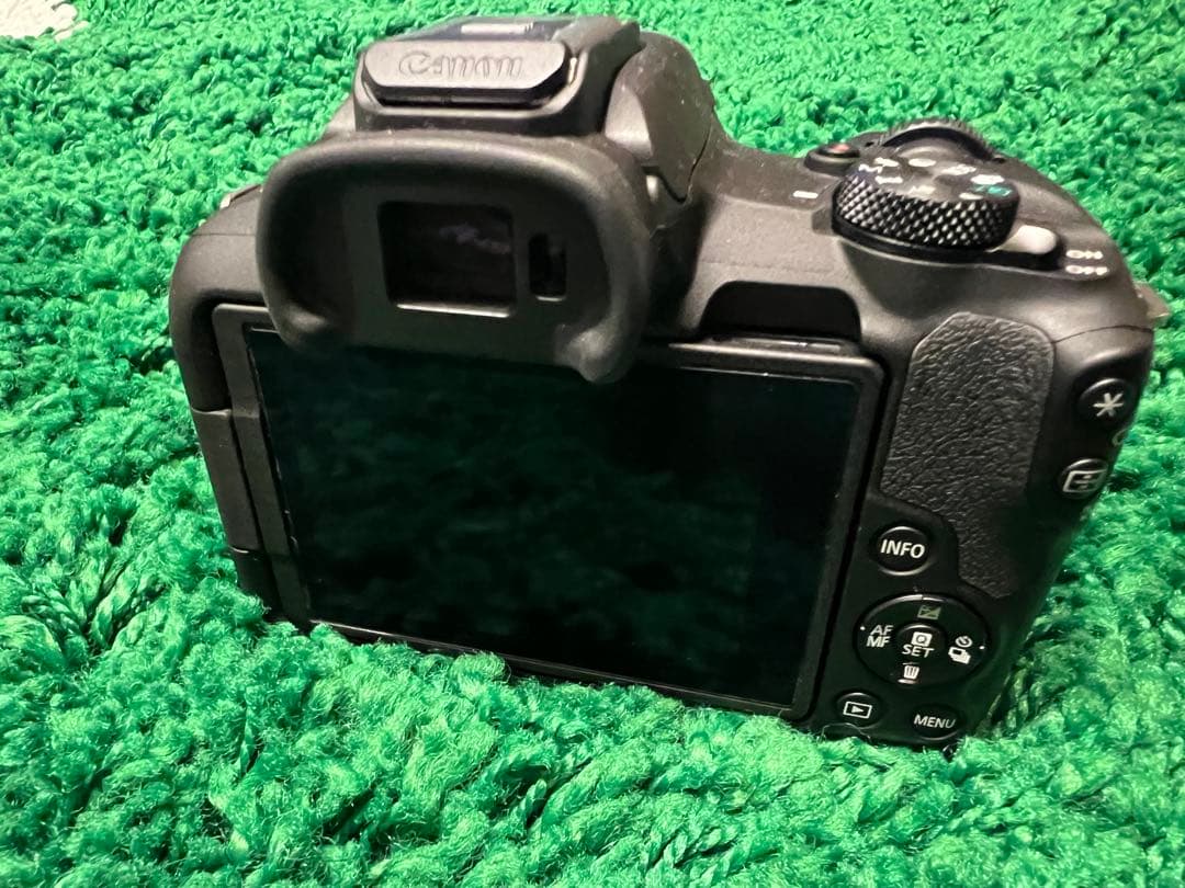 くみたろうさま専用　canon r50 ダブルズームキット