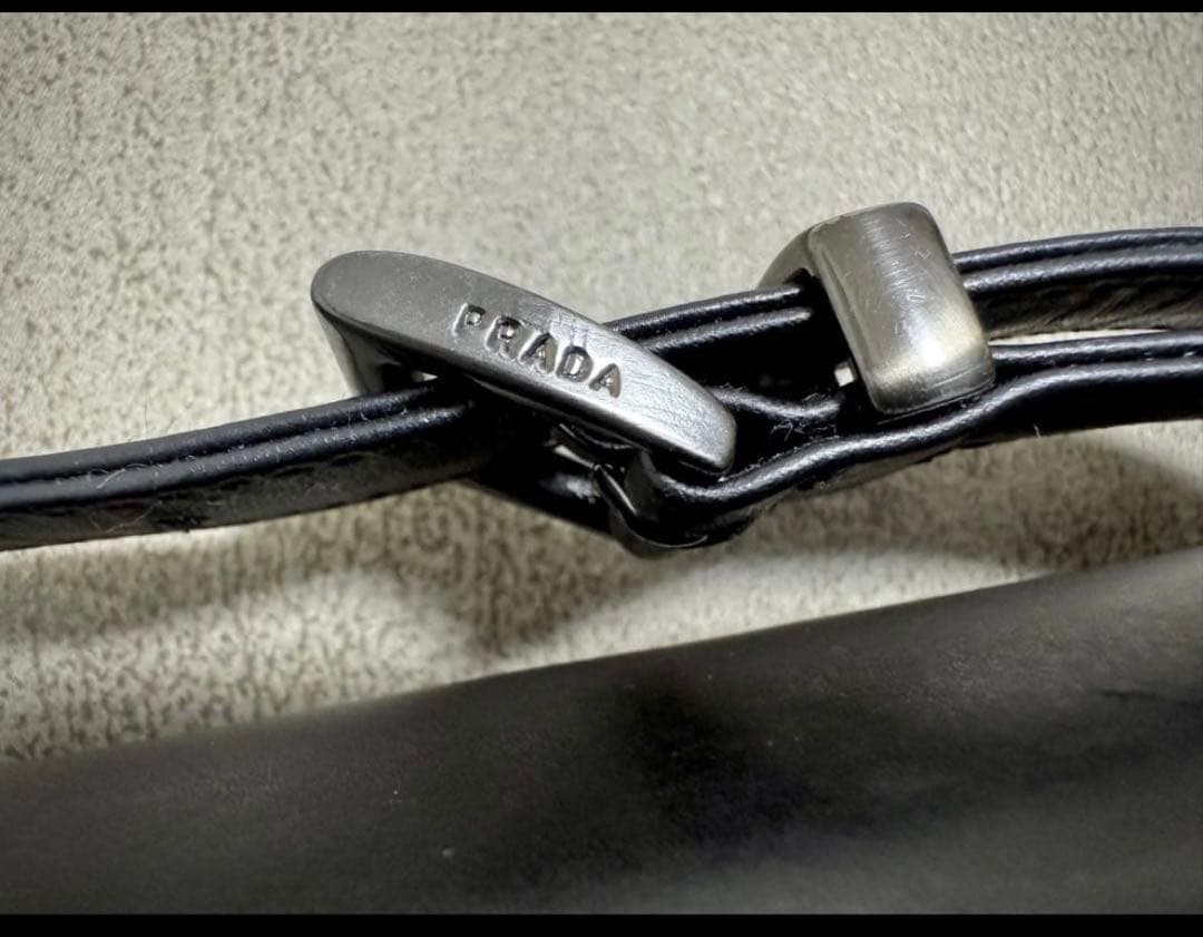 シ*ー様 PRADA ブラック ショルダーバッグ