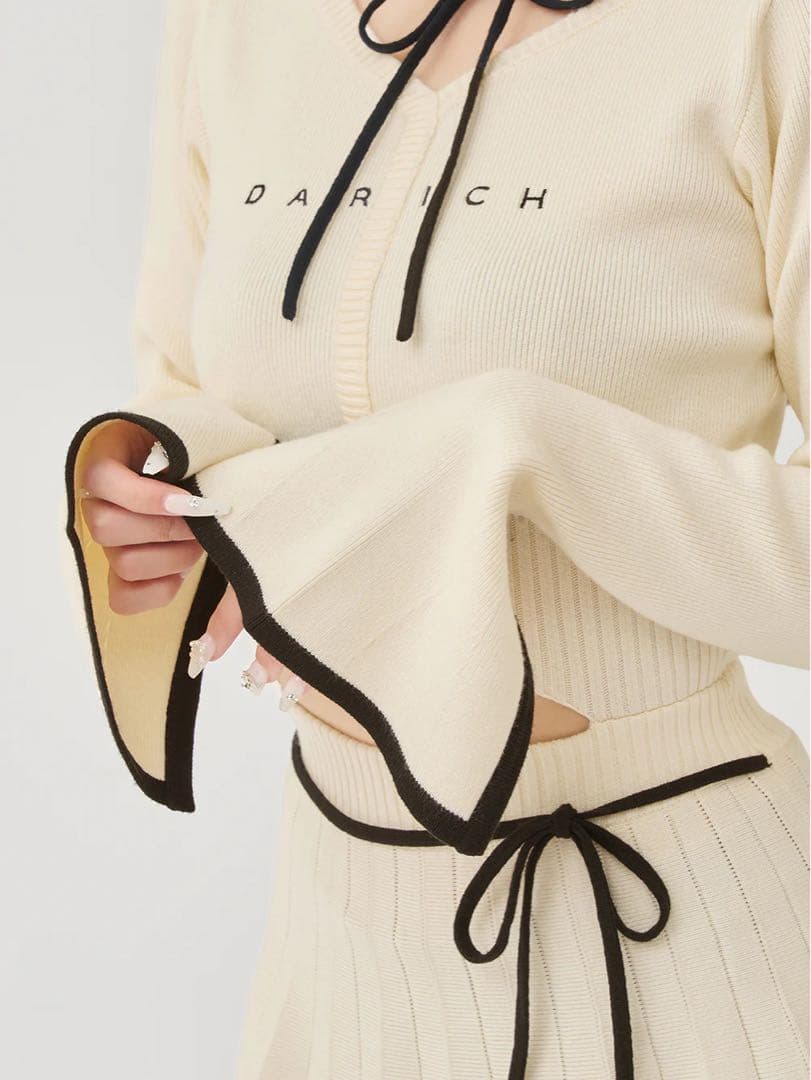 新品タグ ダーリッチ ウエストオープンリボンデザインニットミニワンピース フリー