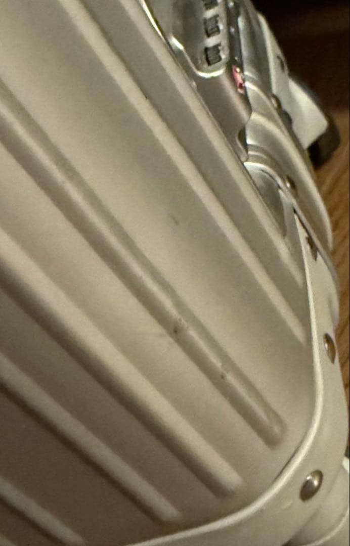 メルセデスベンツ ノベルティ アルミスーツケース 32L 機内持込可