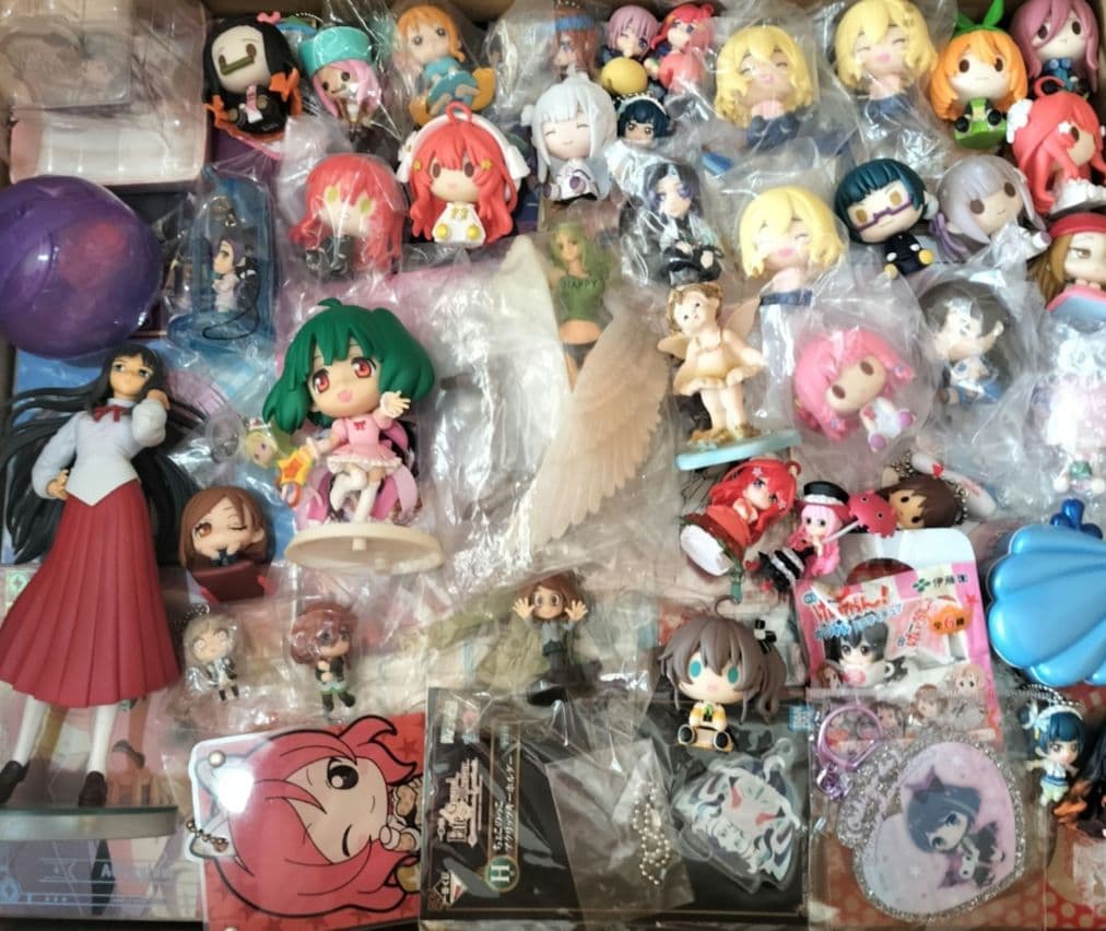 大量 まとめ売り 美少女 紙類 ポストカード ぬいぐるみ アクリルスタンド