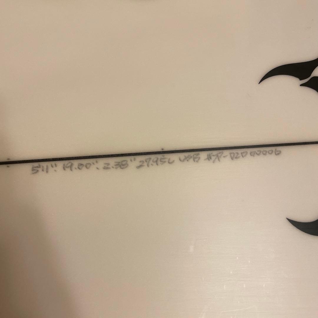 メイヘム　ドライバー2.0 5.11/27.95l ロストサーフボード