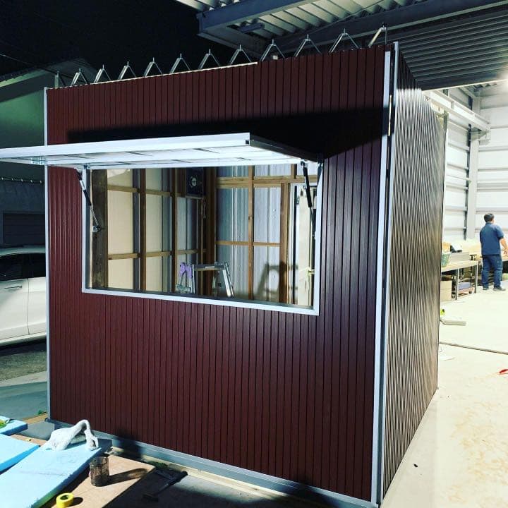 プレハブ店舗　ユニット店舗　オーダーメイド　低予算でお店作れます。