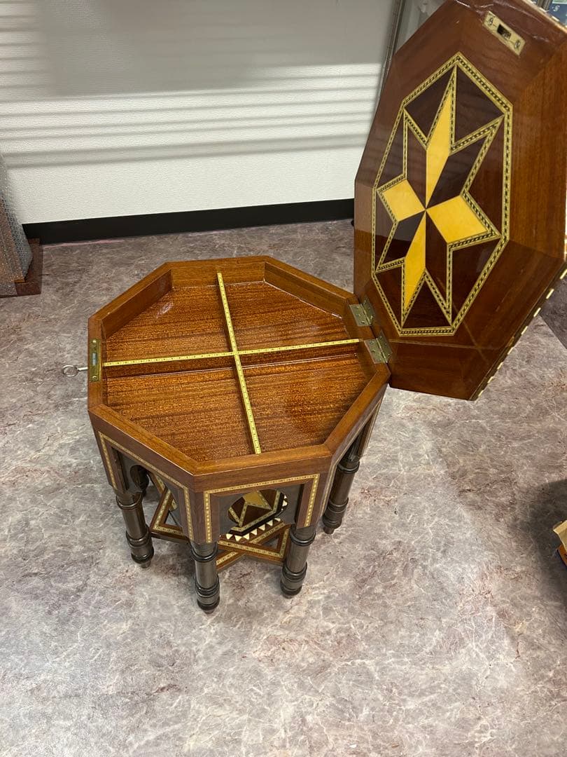 象嵌寄木細工　八角形アンティークテーブル 花台 サイドテーブル