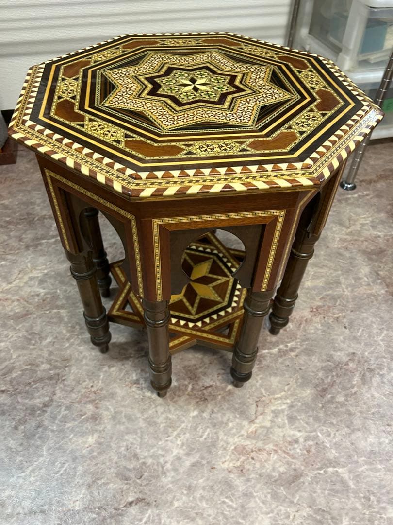 象嵌寄木細工　八角形アンティークテーブル 花台 サイドテーブル