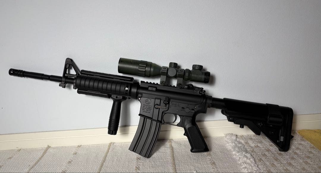 東京マルイSOPMOD M4 次世代電動ガン　スコープ付き　箱付き