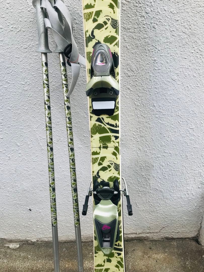 ☆レア☆roxy スキー板 150cm ＆ ビンディング ＆ ストック カモフラ