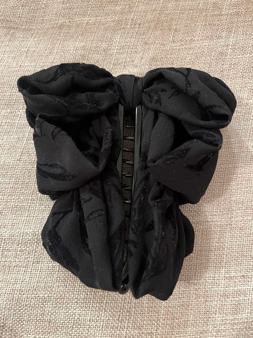 美品　コンプレックスビズ　フラッフィーリボン　バナナクリップ　ブラック　販路限定