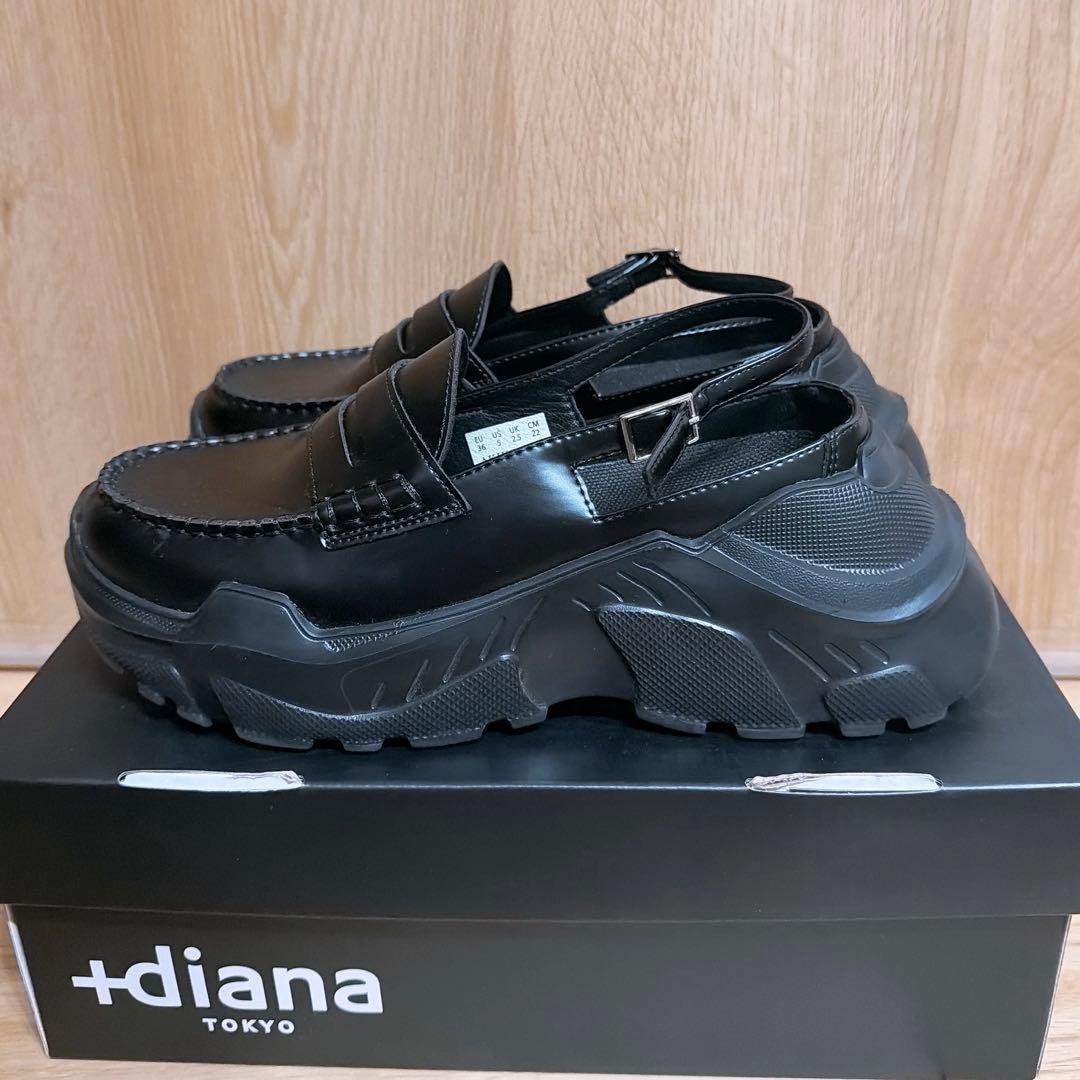 AKIKOAOKI demi Black×Black-faux leather