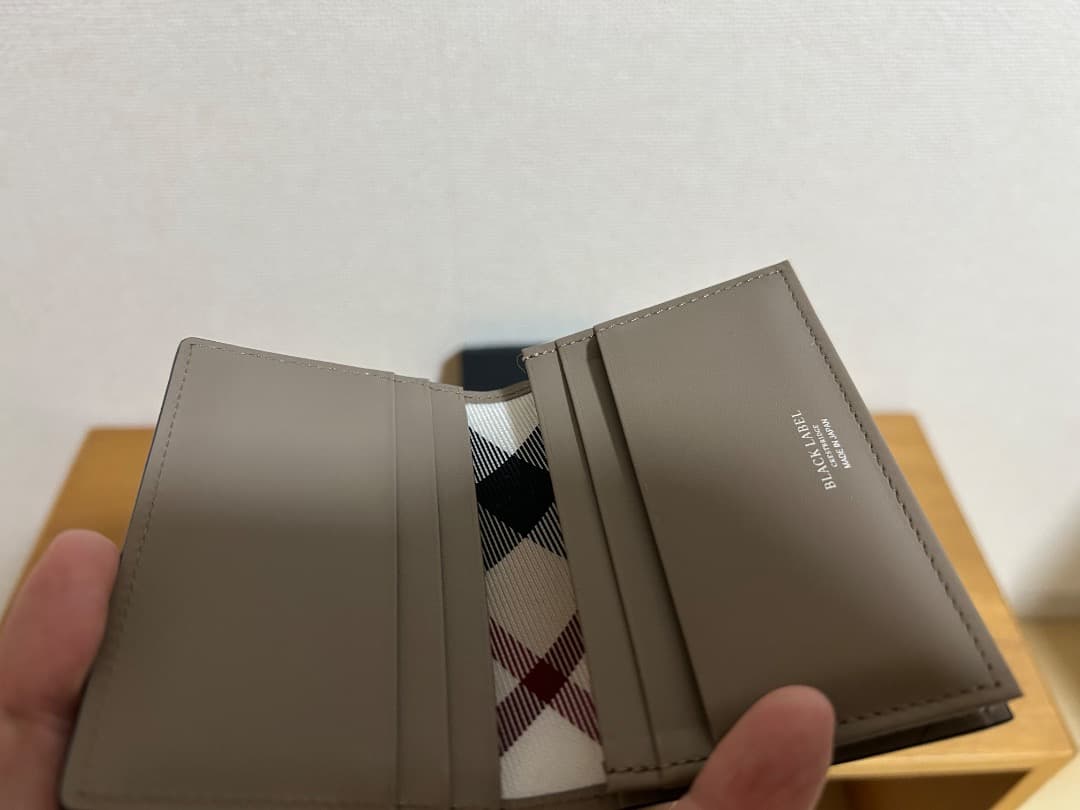 BLACK LABEL CRESTBRIDGE　カードケース