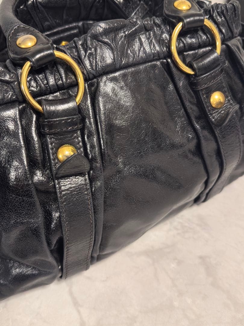 中古　MIU MIU（ミュウミュウ）　レザーハンドバッグ×