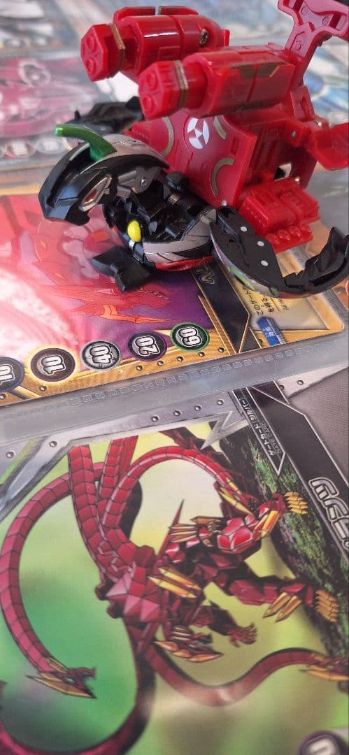 ノヴァヘリオス カードセット 激レアその他爆丸カードセット