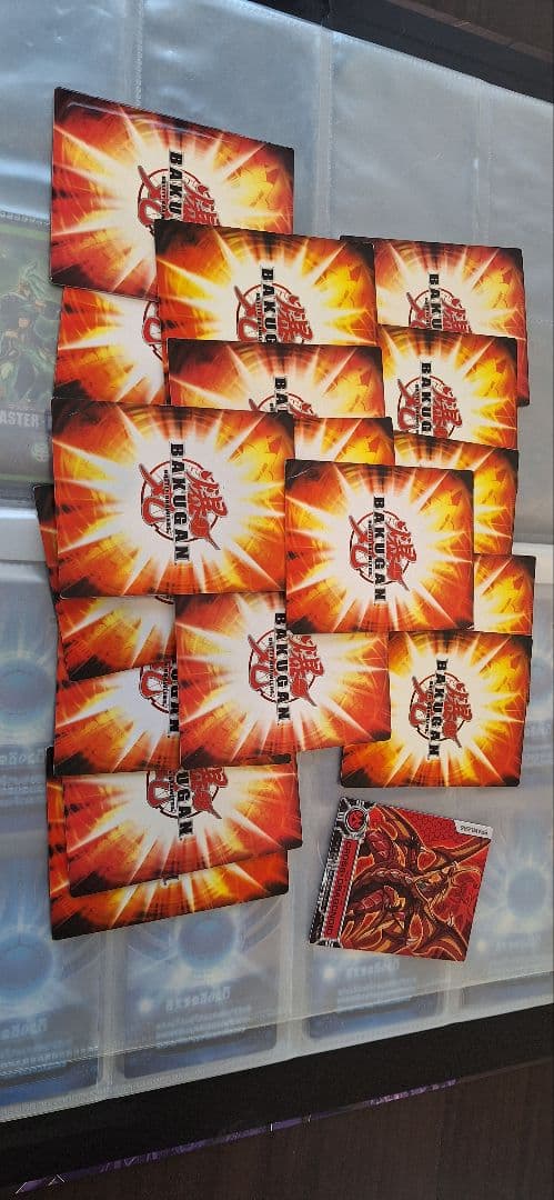 ノヴァヘリオス カードセット 激レアその他爆丸カードセット