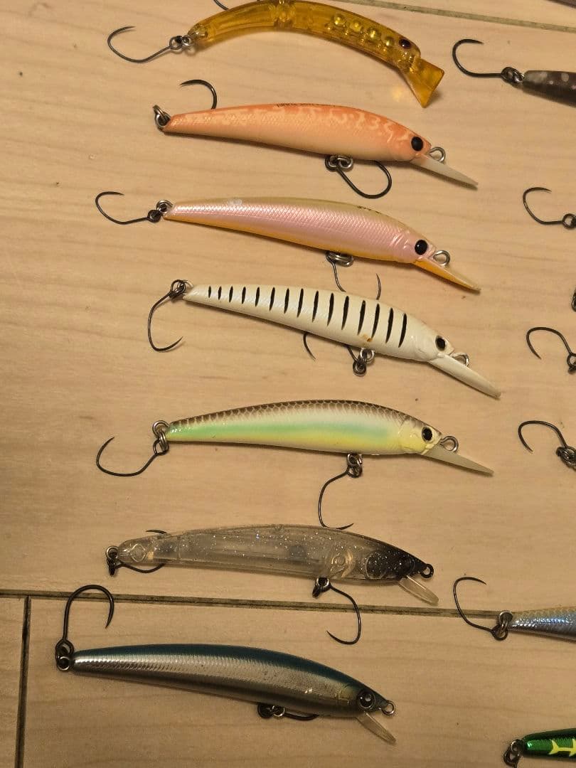 エリアトラウト ミノーセット　ミノーイング　ハンクル　ブラスイット　パニッシュ