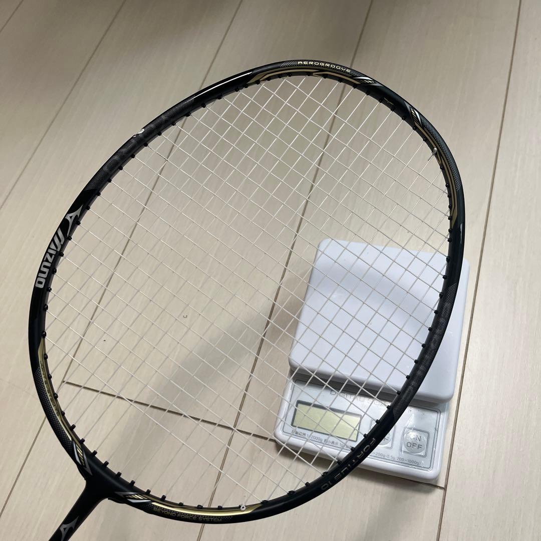 ミズノ フォルティウス10(4U) 1箇所傷あり