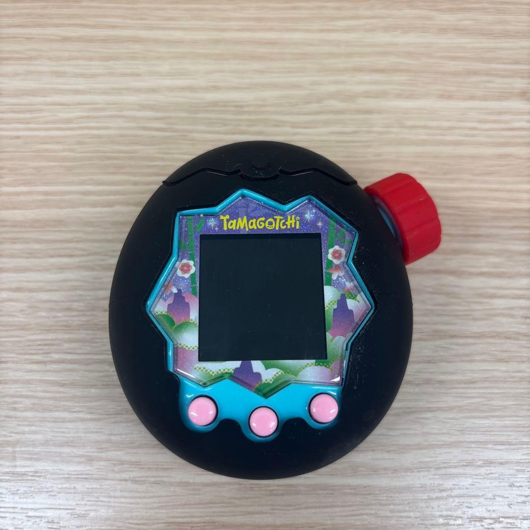 【美品】たまごっちパラダイス ジェイドフォレスト　シリコンケース　保護シート付き