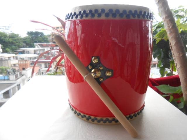 個数限定　新品未使用(送料無料)14.000円　エイサー用小太鼓14cm撥付き