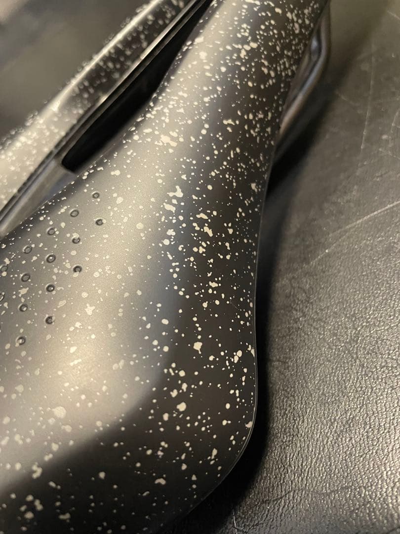 fi'zi:kフィジークサドル ARGO TEMPO150mm